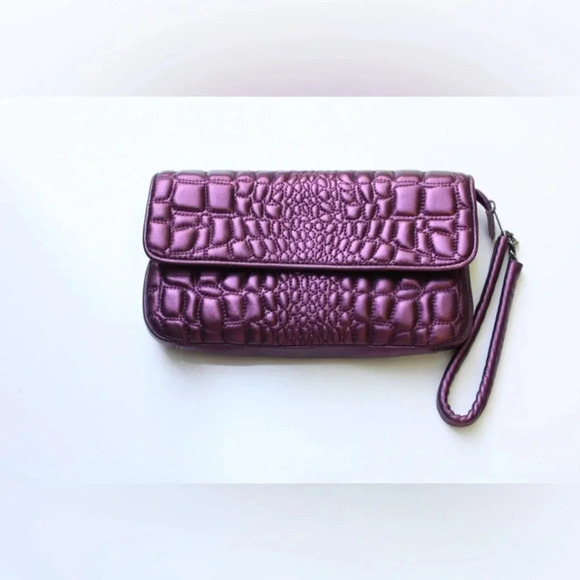 Hobo Original quilted wristlet - Picture 7 of 9